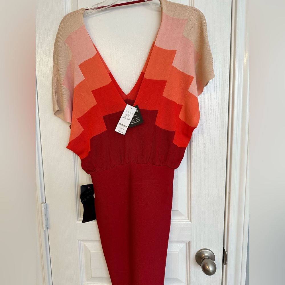 Brand new multicolor dress ready to be loved once again